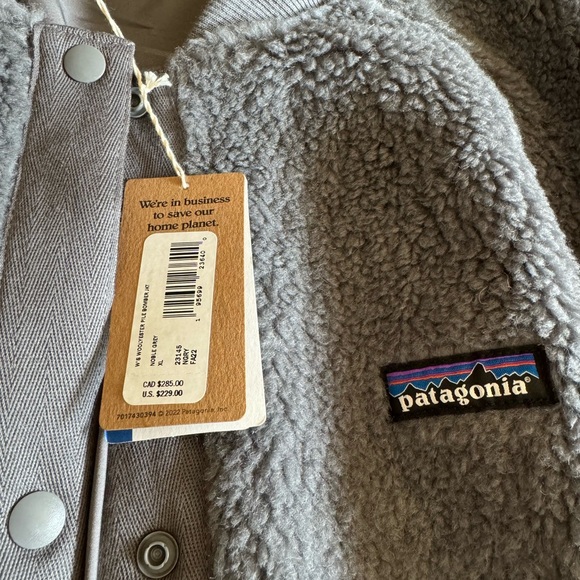 Patagonia Woolyester Pile Bomber Jacket Women's - Picture 2 of 3
